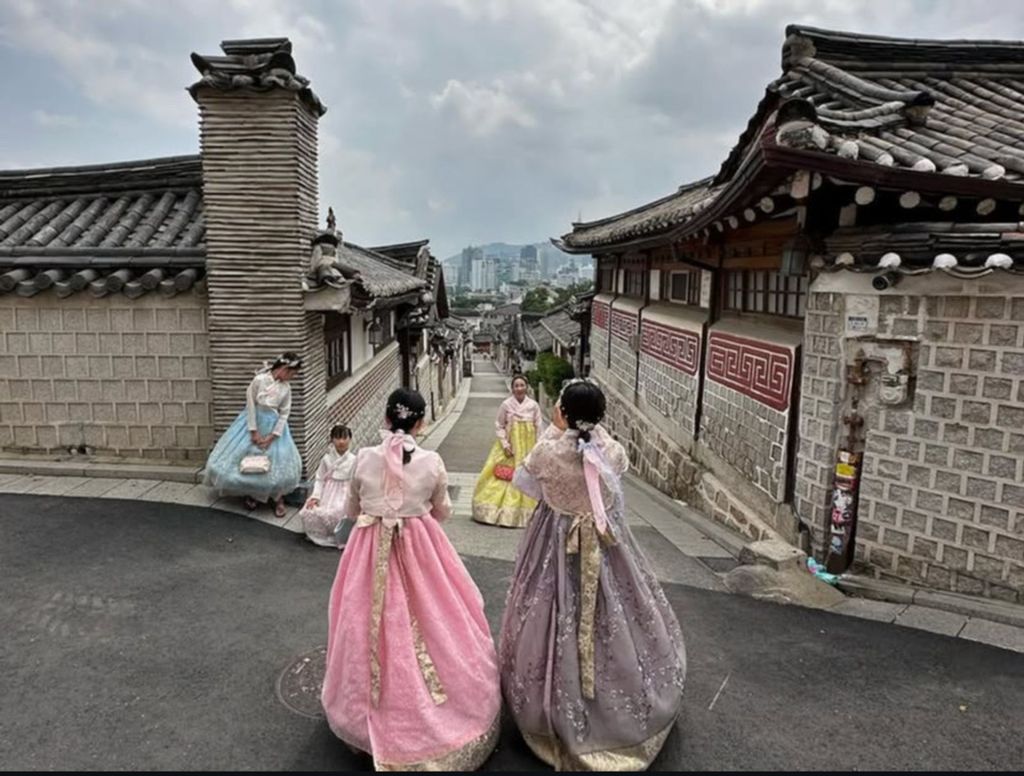 bukchon hanok village